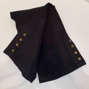 VINTAGE LARRY LEVINE CAPRIS